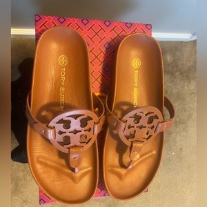 SOLD ON FACEBOOK MARKETPLACE Brand New Tory Burch Sandal - Miller Cloud